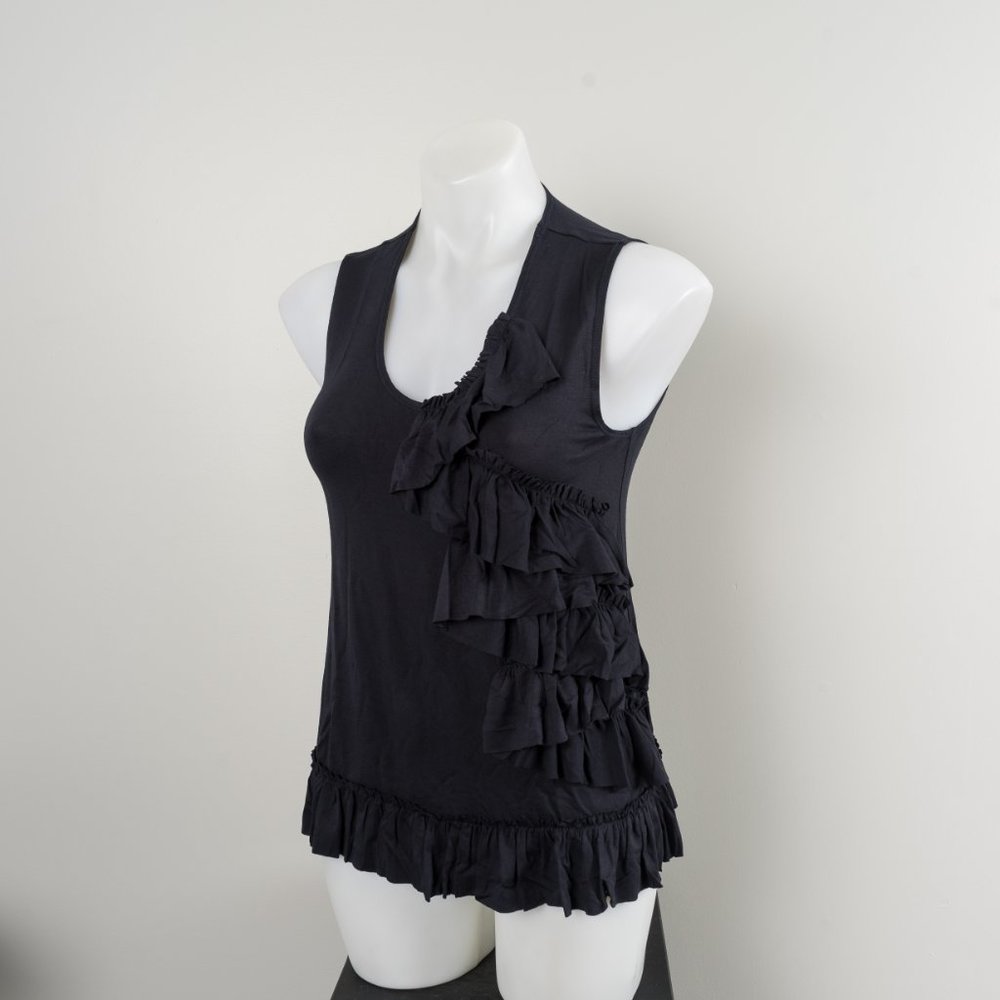 NWT MAX STUDIO LONDON Ruffled Sleeveless Top - M